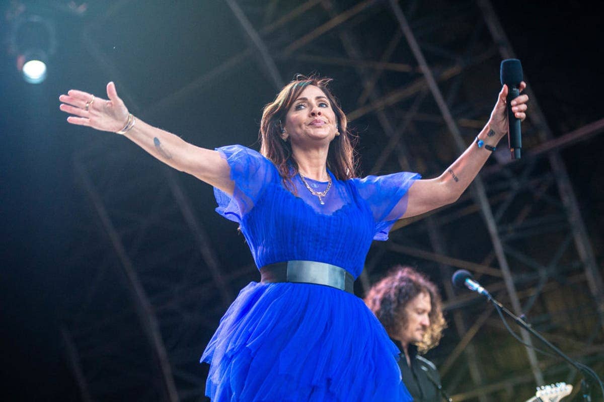 Natalie Imbruglia joins Coldplay and Jacob Collier to honour Olivia Newton-John at Wembley Stadium concert