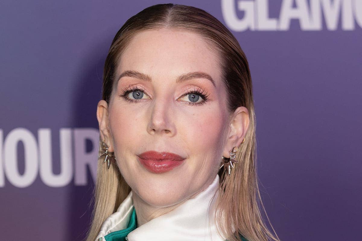 Katherine Ryan considers having a home birth with her third child